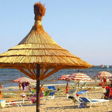 Cleo Lido Degli Estensi Ier01261 Cya * Порто-Гарибальди